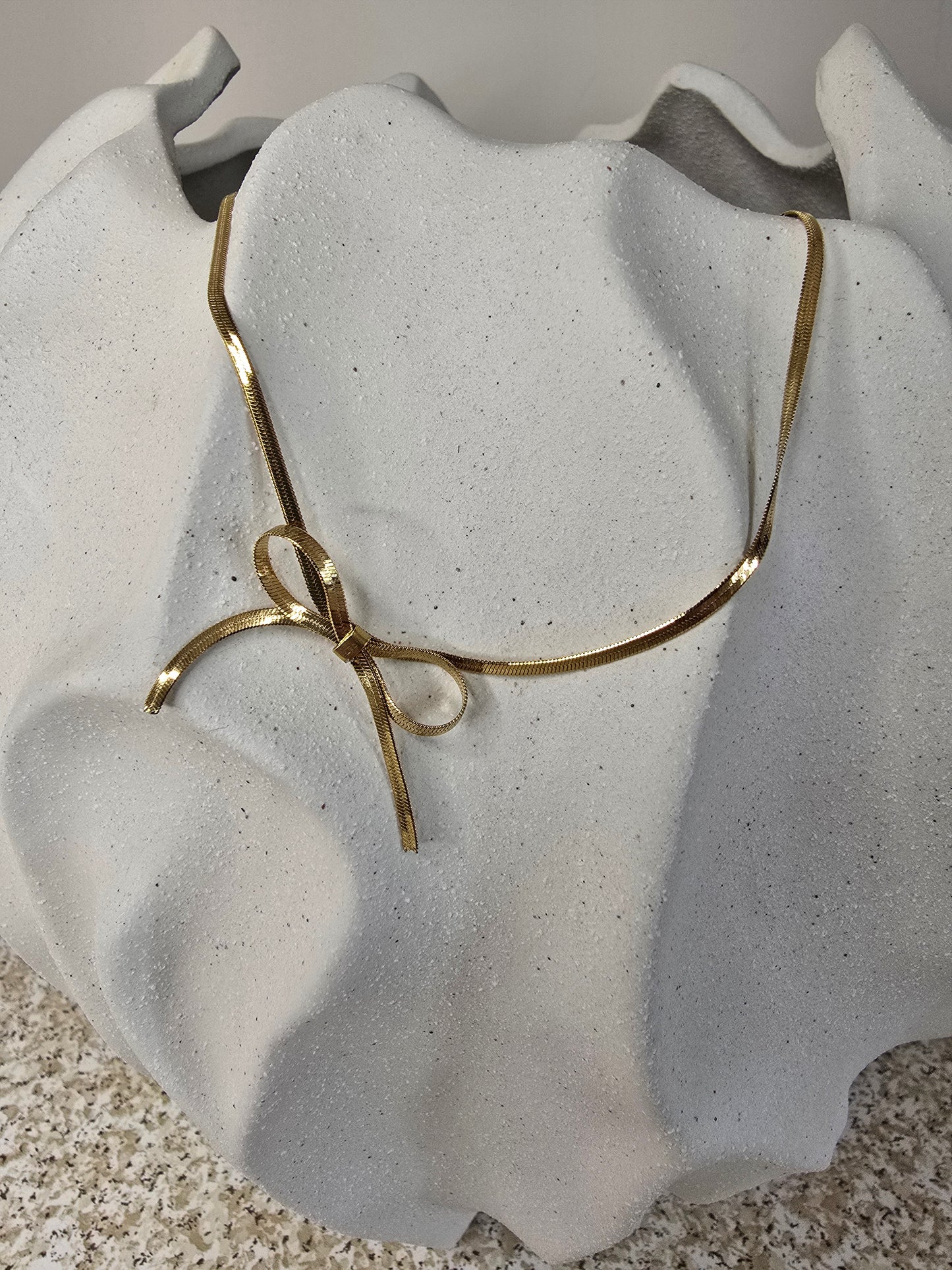 Elegant Bowknot Choker - Waterproof