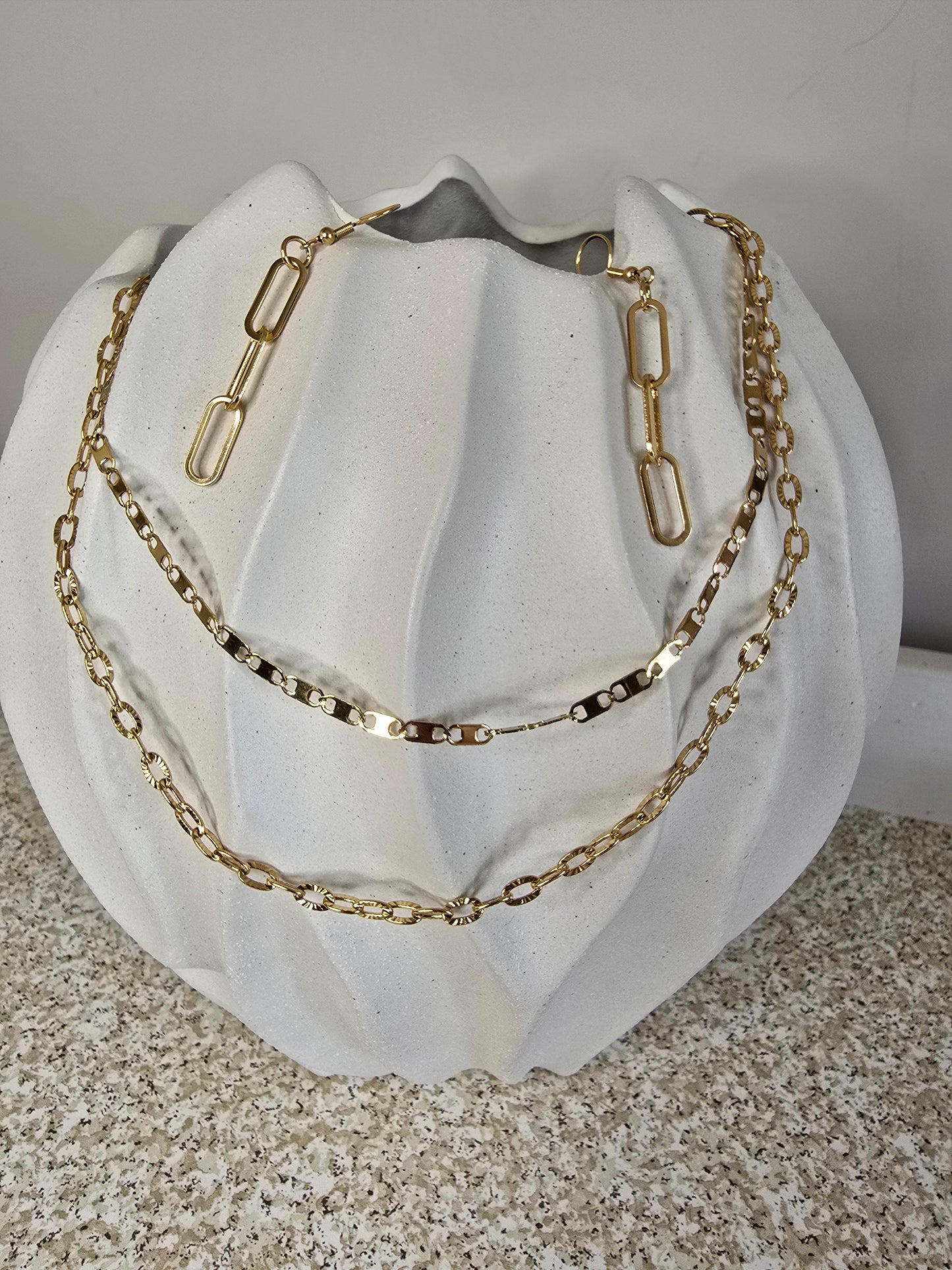 Trending Oval Paperclip Chain Dangle Earrings