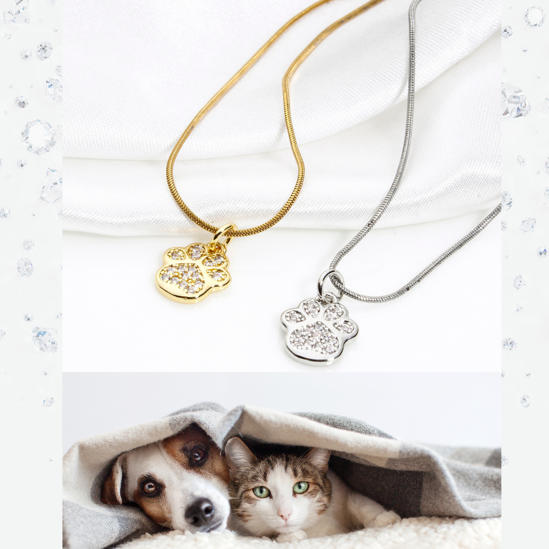 Pavé Paw Charm – Gold or Platinum