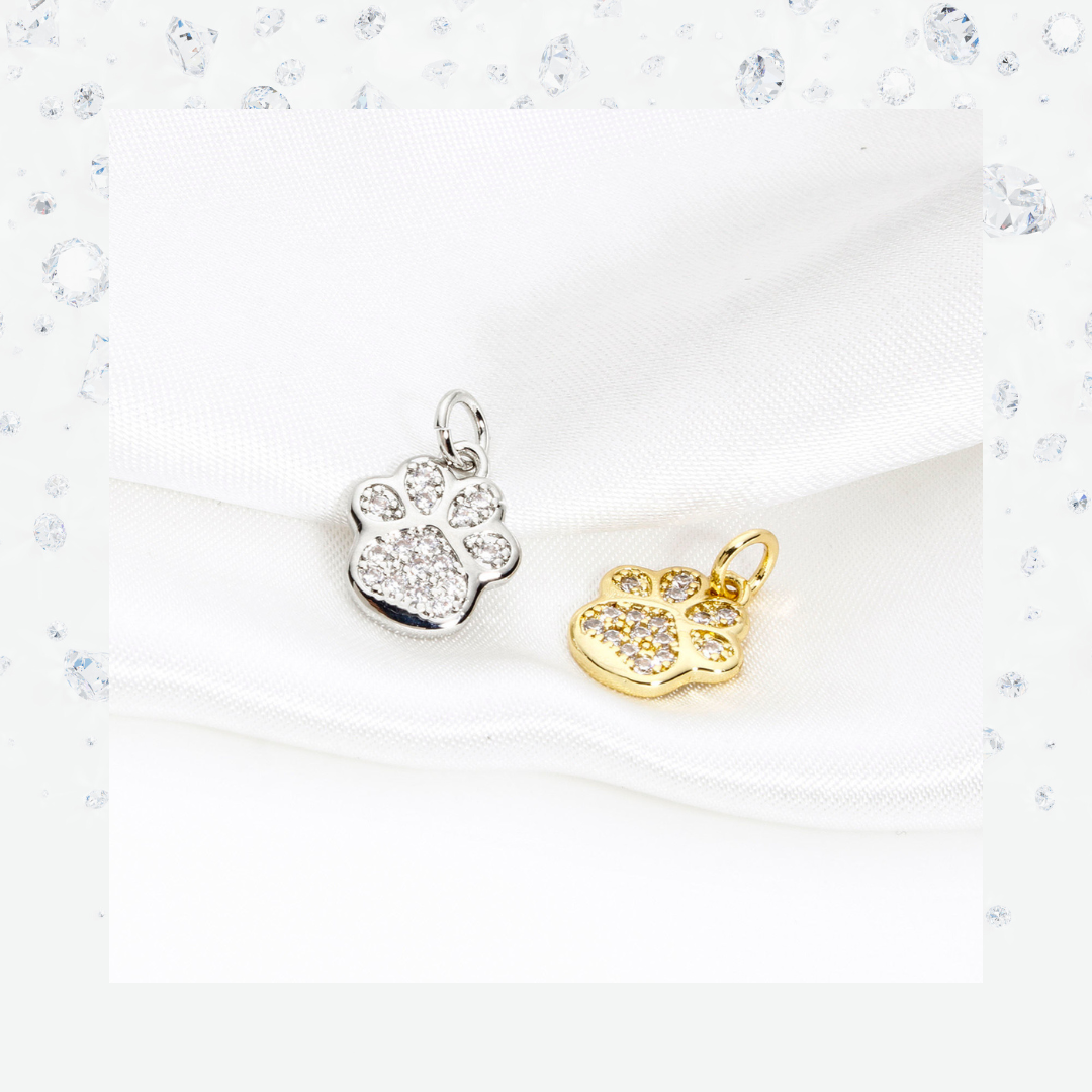 Pavé Paw Charm – Gold or Platinum