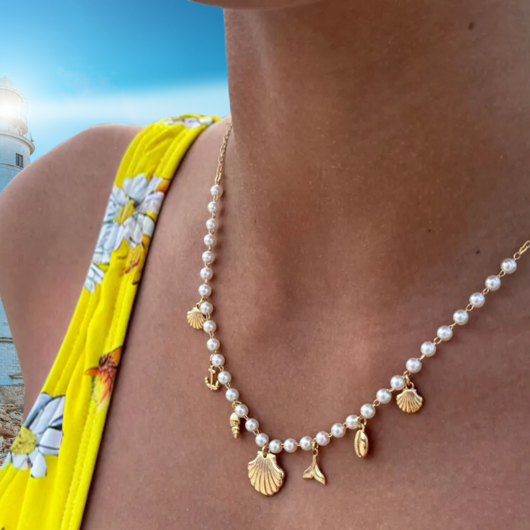Seaside Whispers Necklace – Modern Pearls, Golden Charms, Summer Vibes