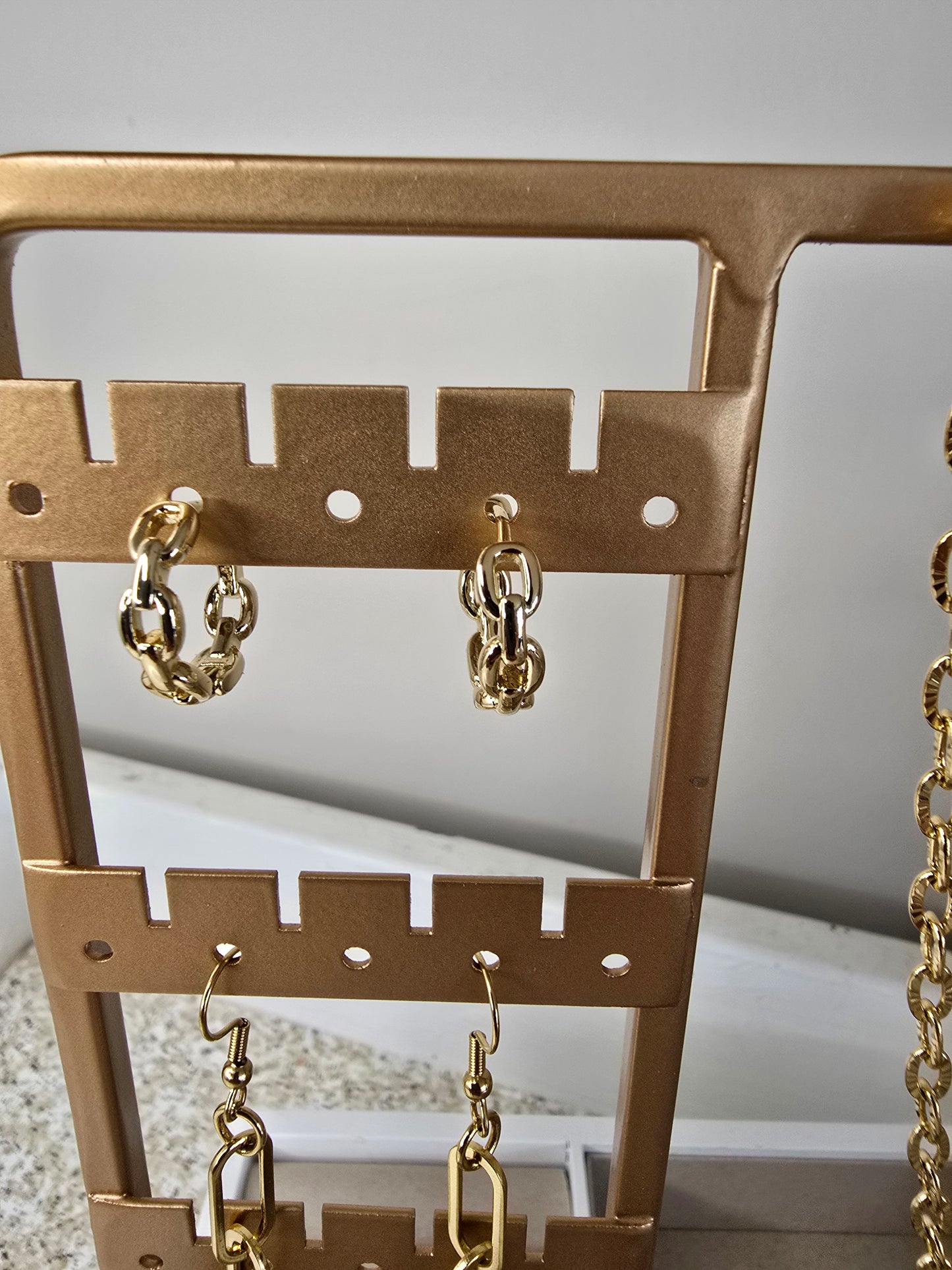 Limitless Chain Huggie Hoops – Hypoallergenic