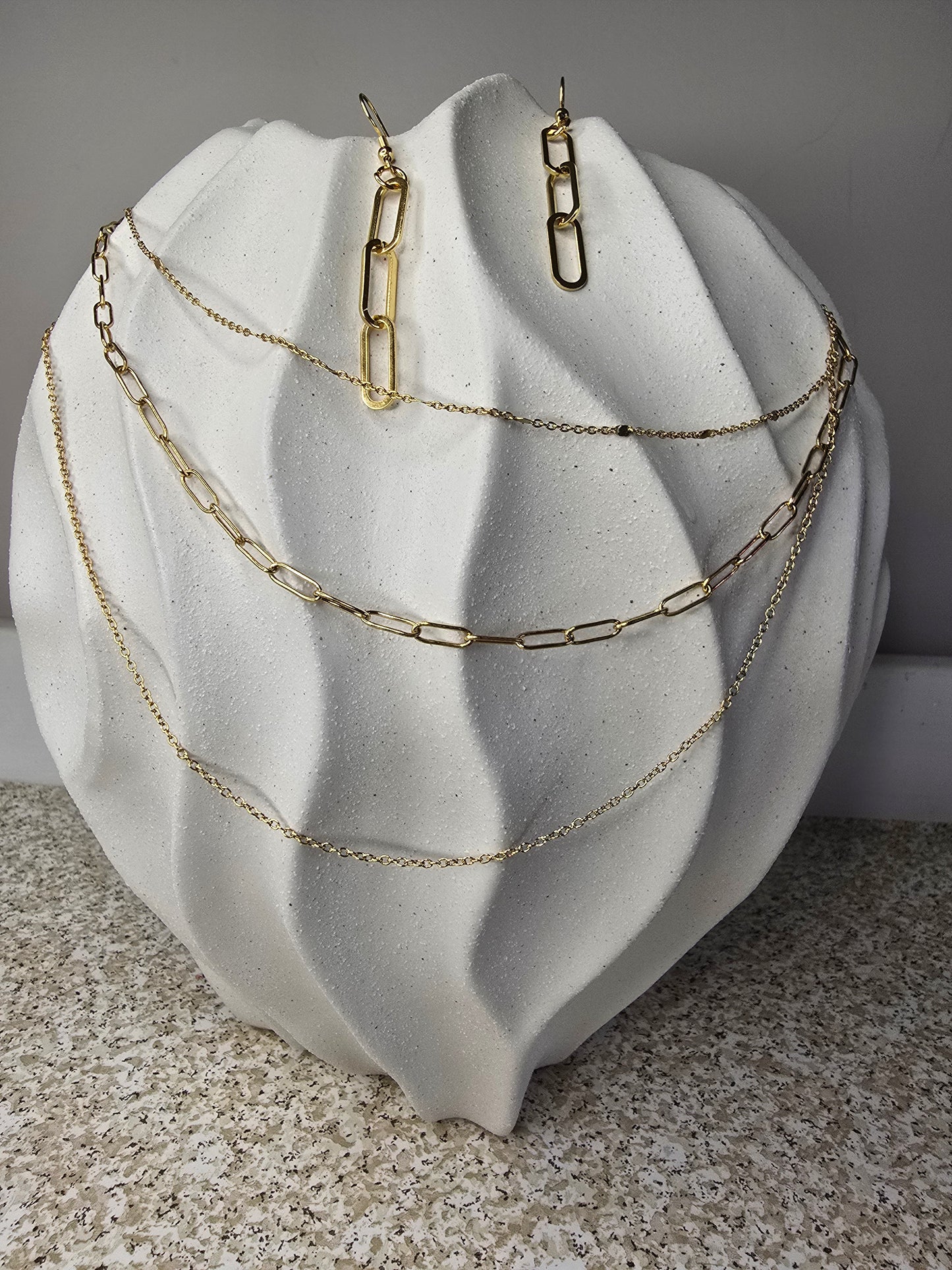 Effortless Triple‑Layer Glow Necklace - Sweatproof