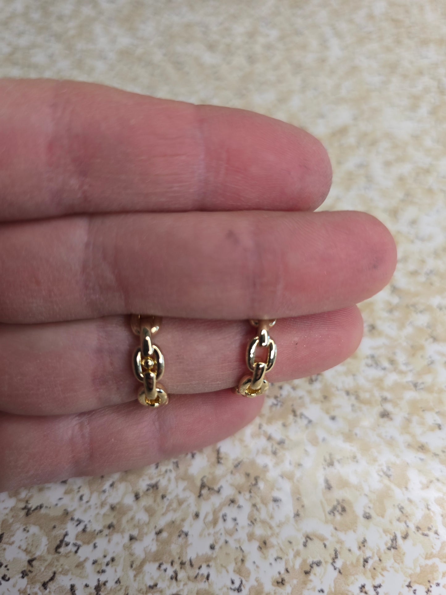 Limitless Chain Huggie Hoops – Hypoallergenic