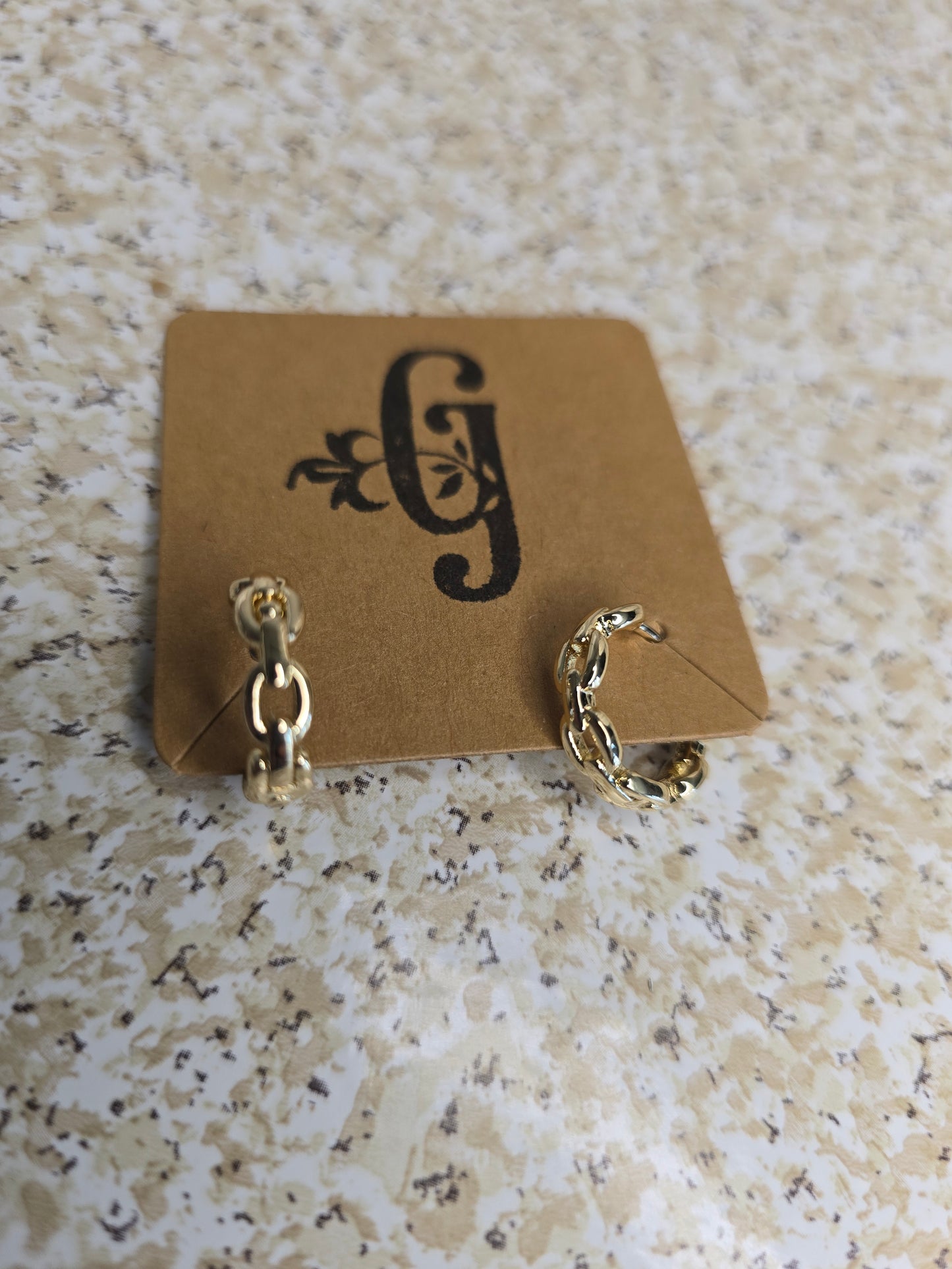 Limitless Chain Huggie Hoops – Hypoallergenic