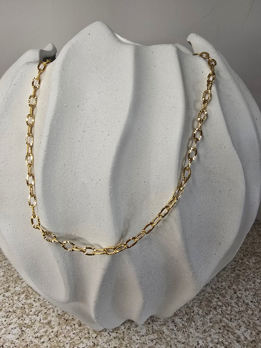 Everyday Power Textured Choker Necklace