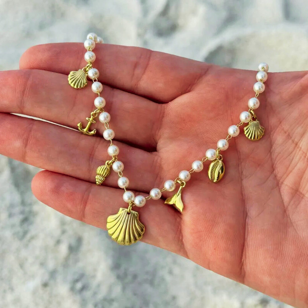 Seaside Whispers Necklace – Modern Pearls, Golden Charms, Summer Vibes