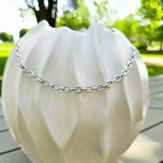 Everyday Edge – Chunky Silver Link Choker